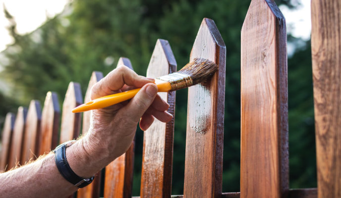 Lack oder Lasur - Was ist besser für den Aussenbereich - Lack oder Lasur im Aussenbereich? &amp;#8226; FARBEN BÖRSE